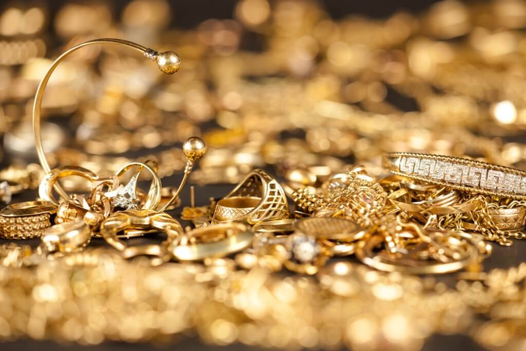 How Much is a 14k Gold Necklace Worth at a Pawn Shop?
